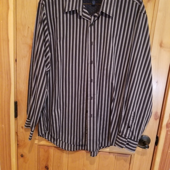 Van Heussen Studio 16-16.5 Blk White Striped‎ Polo - Picture 2 of 5